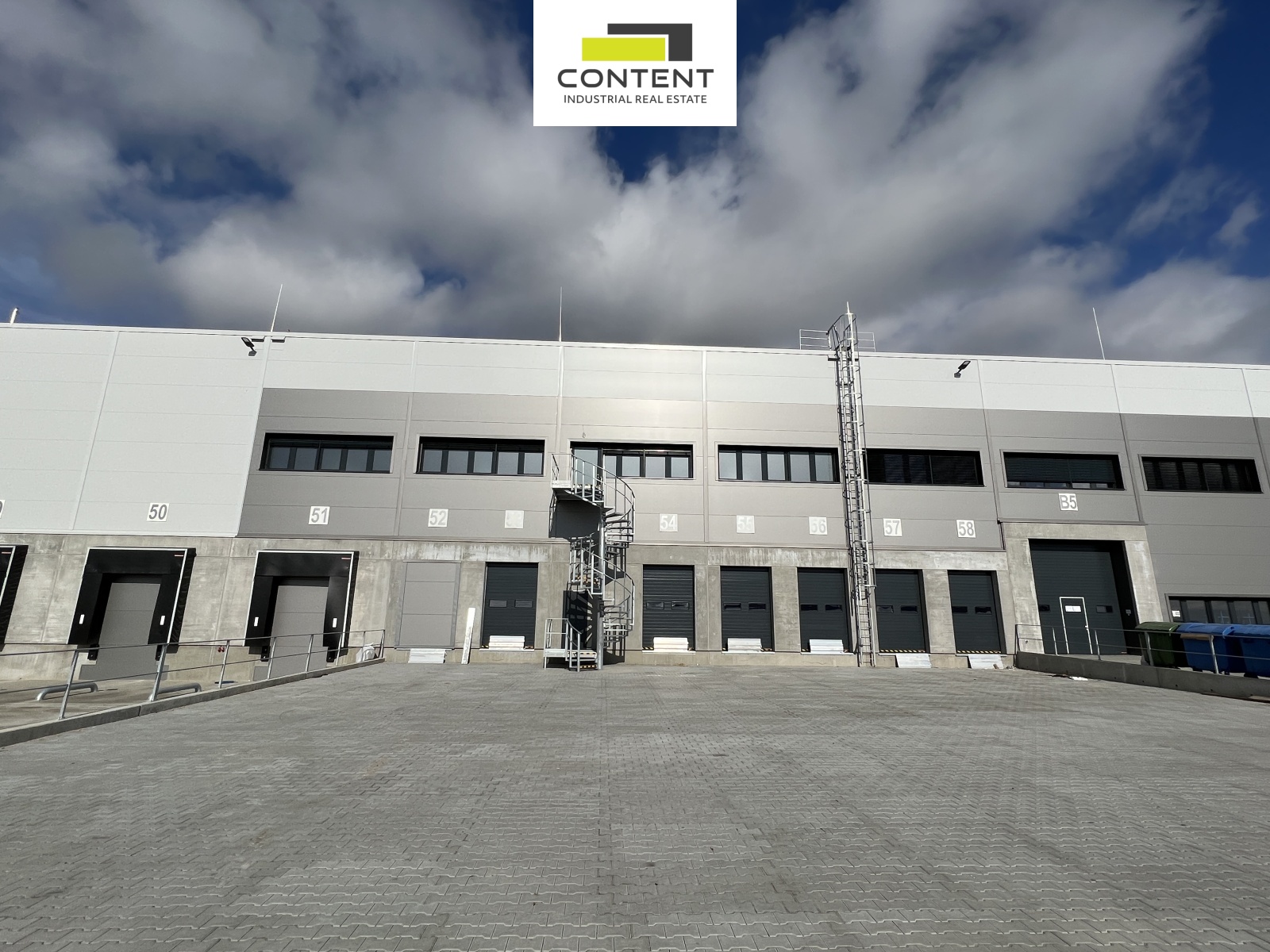 Pronájem skladu, výrobních prostor 1.200 m², Kozomín, D8