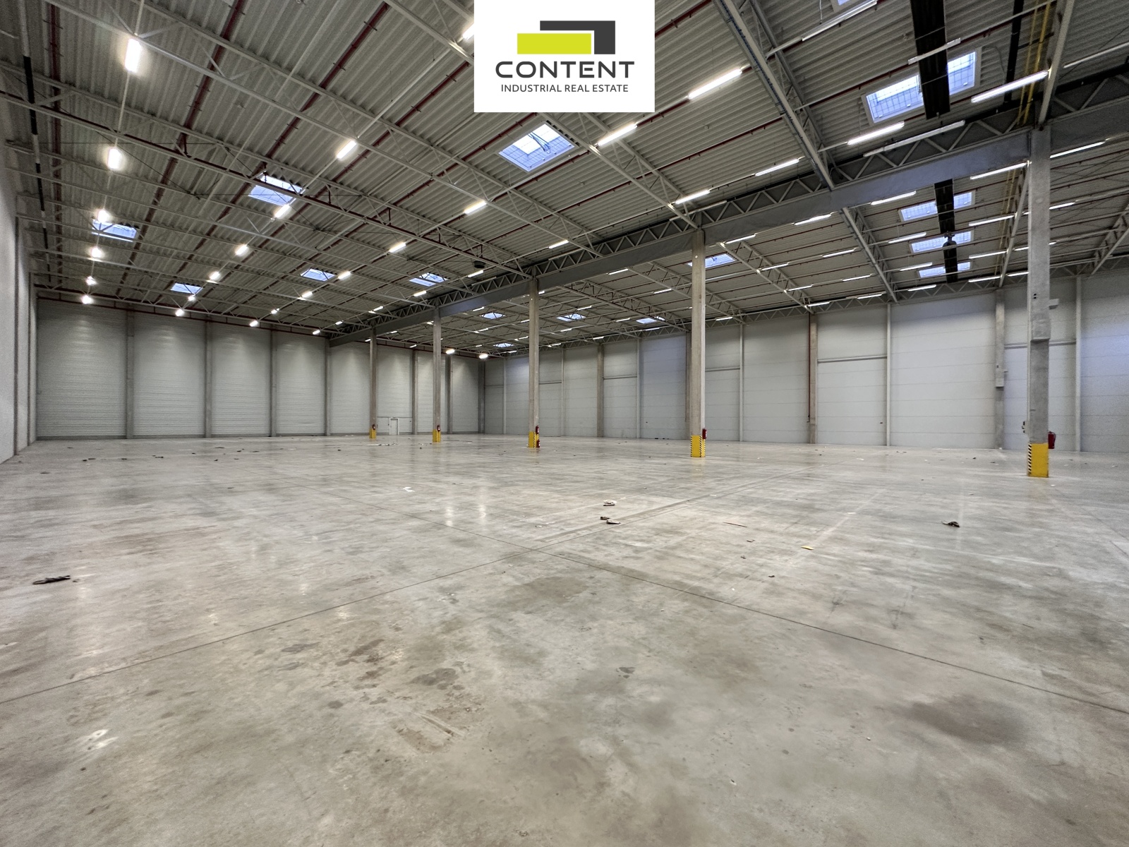 Pronájem skladu, výrobních prostor 2.779 m², Hostivice, D6