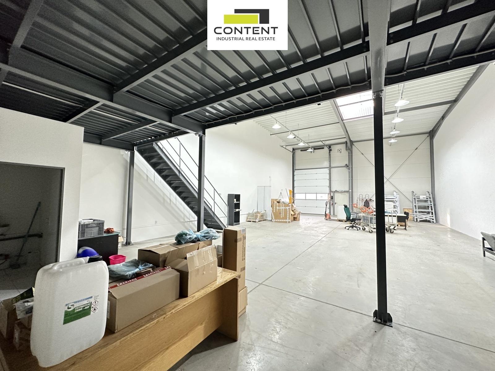 Pronájem skladu nebo výrobních prostor 270 m², Zápy