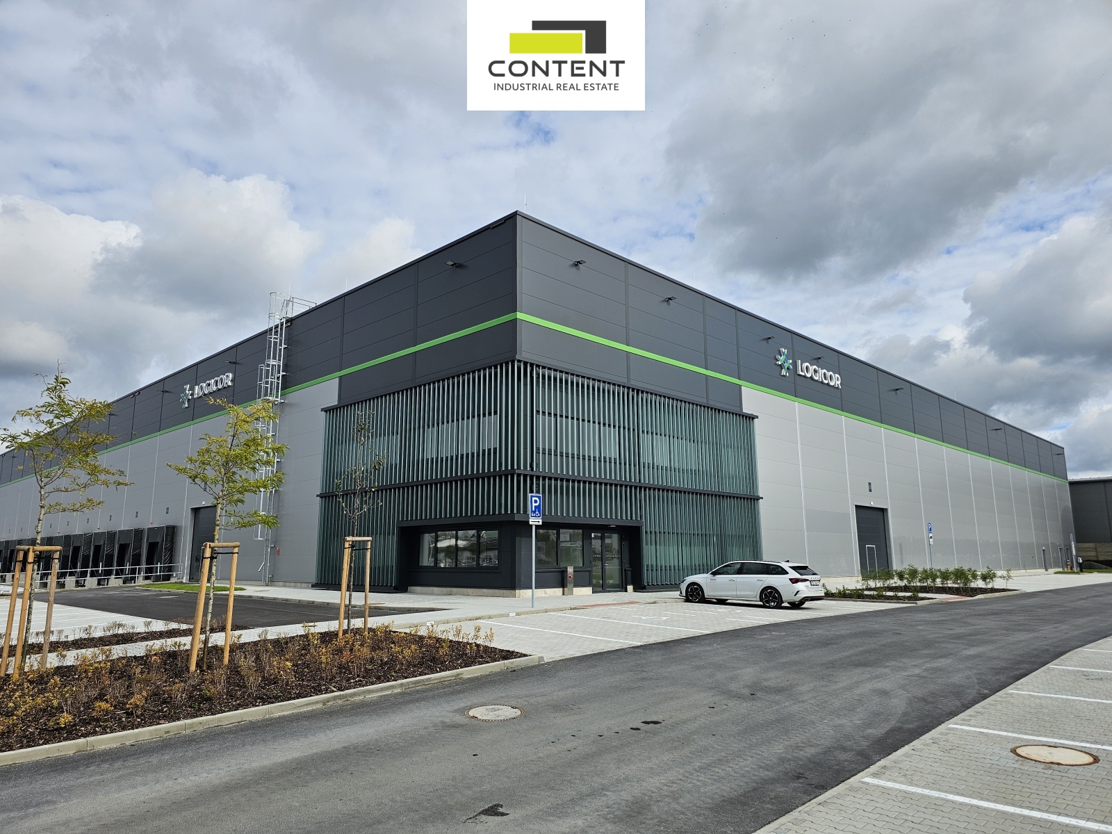 Pronájem skladu, výrobních prostor 4.240 m², Praha 10 - Hostivař