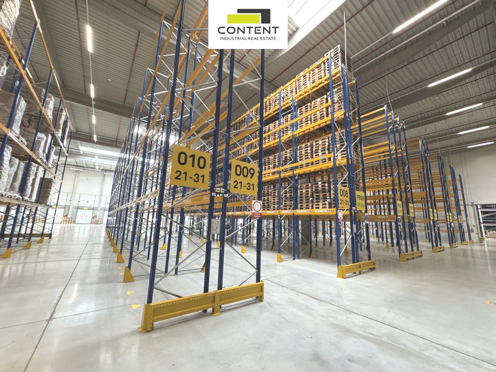 Pronájem skladu, výrobních prostor 10.000 m², Kladno