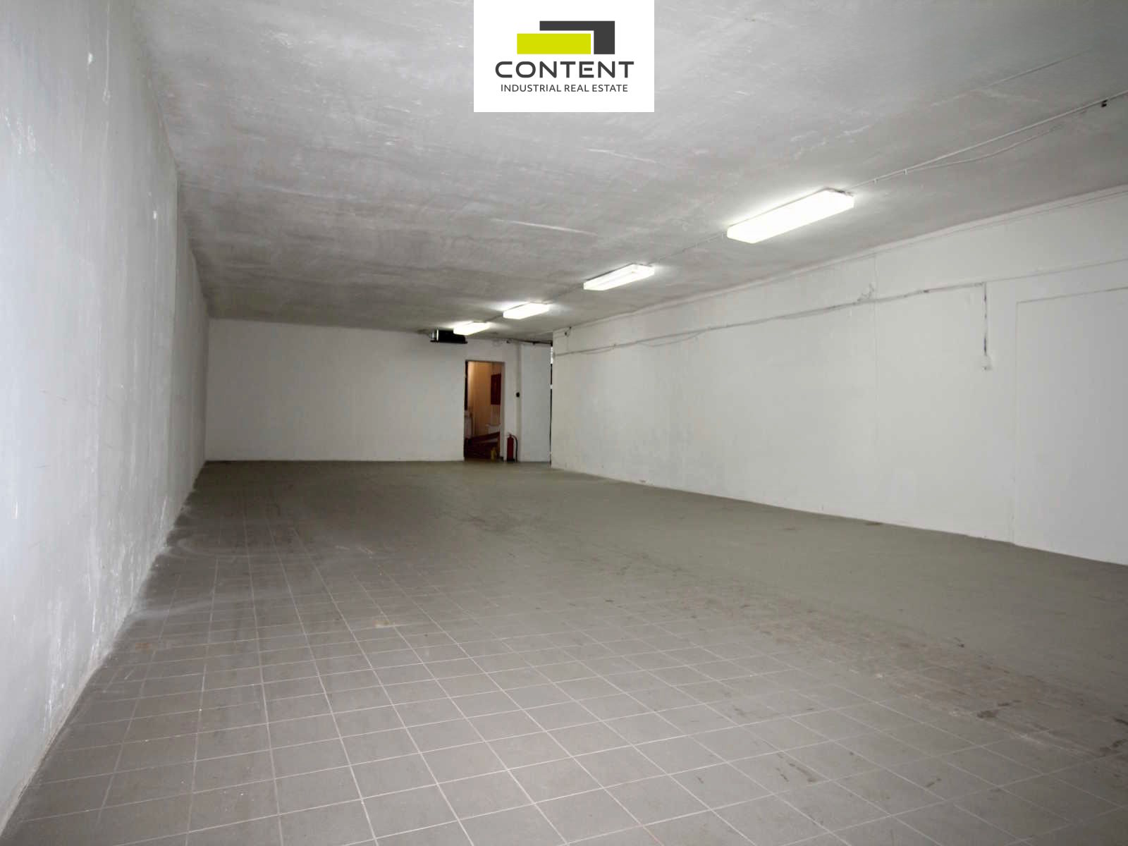 Pronájem skladových nebo výrobních prostor 520 m², Praha 4