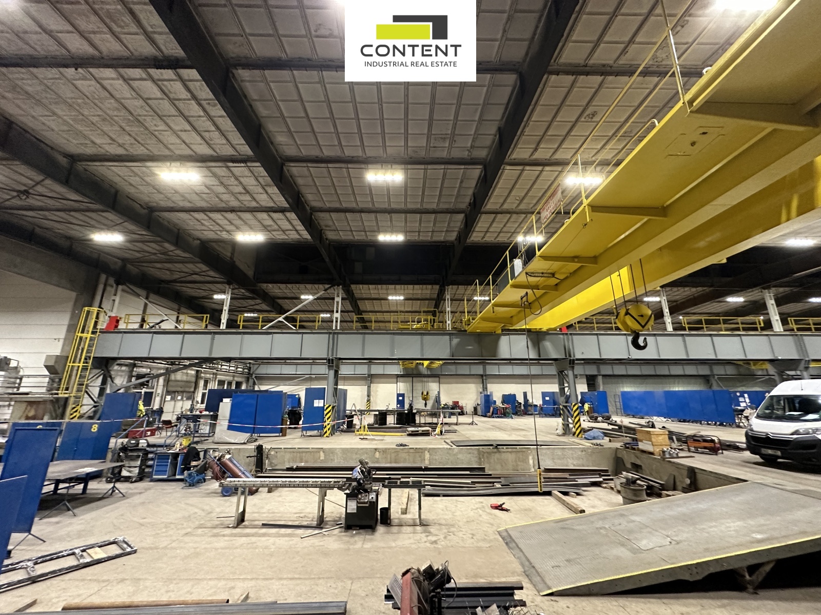 Pronájem skladu, výrobních prostor 7.684 m², Most