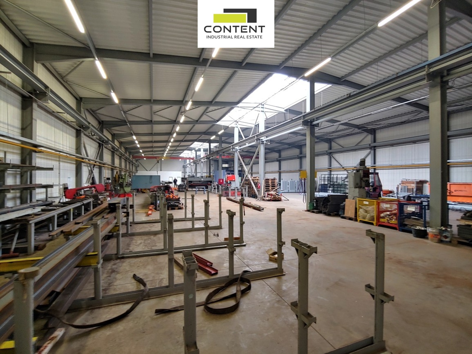 Pronájem skladu, výrobních prostor 1.629 m², Bystřice pod Lopeníkem