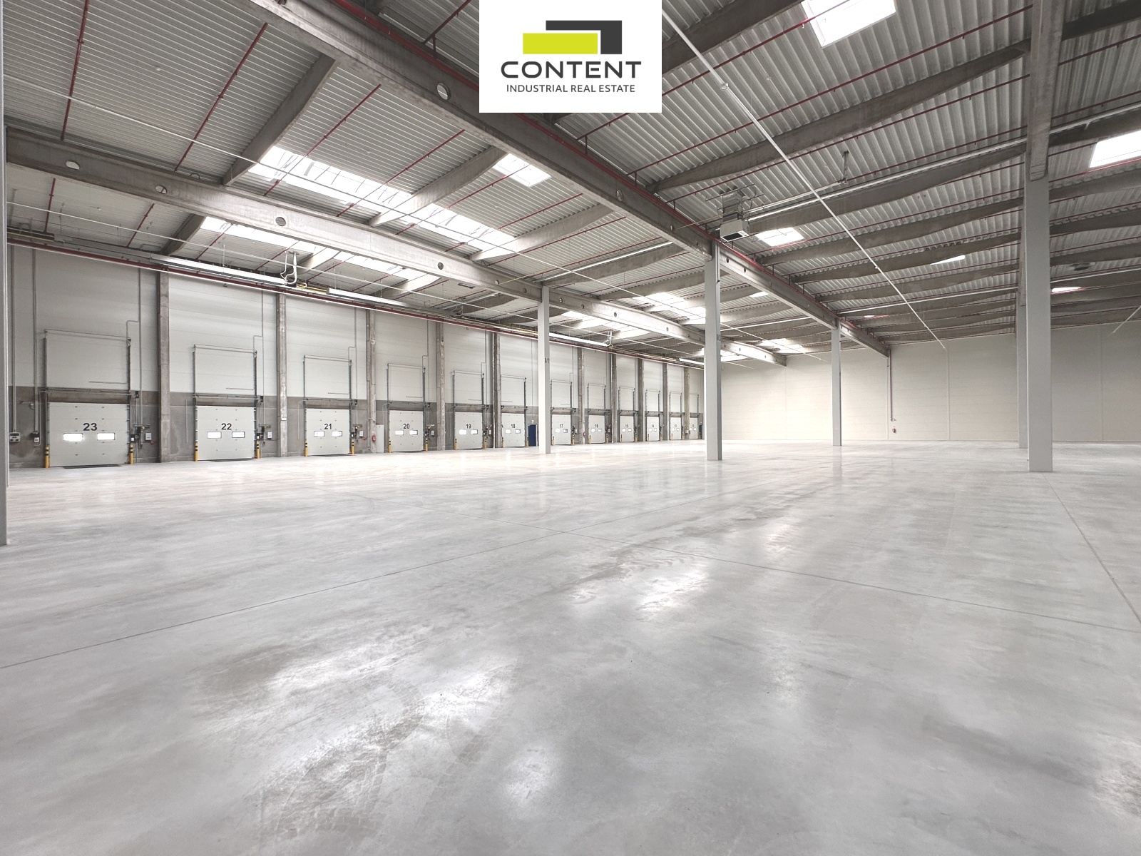 Pronájem novostavby skladu, výrobních prostor 12.600 m², Zdice, D5