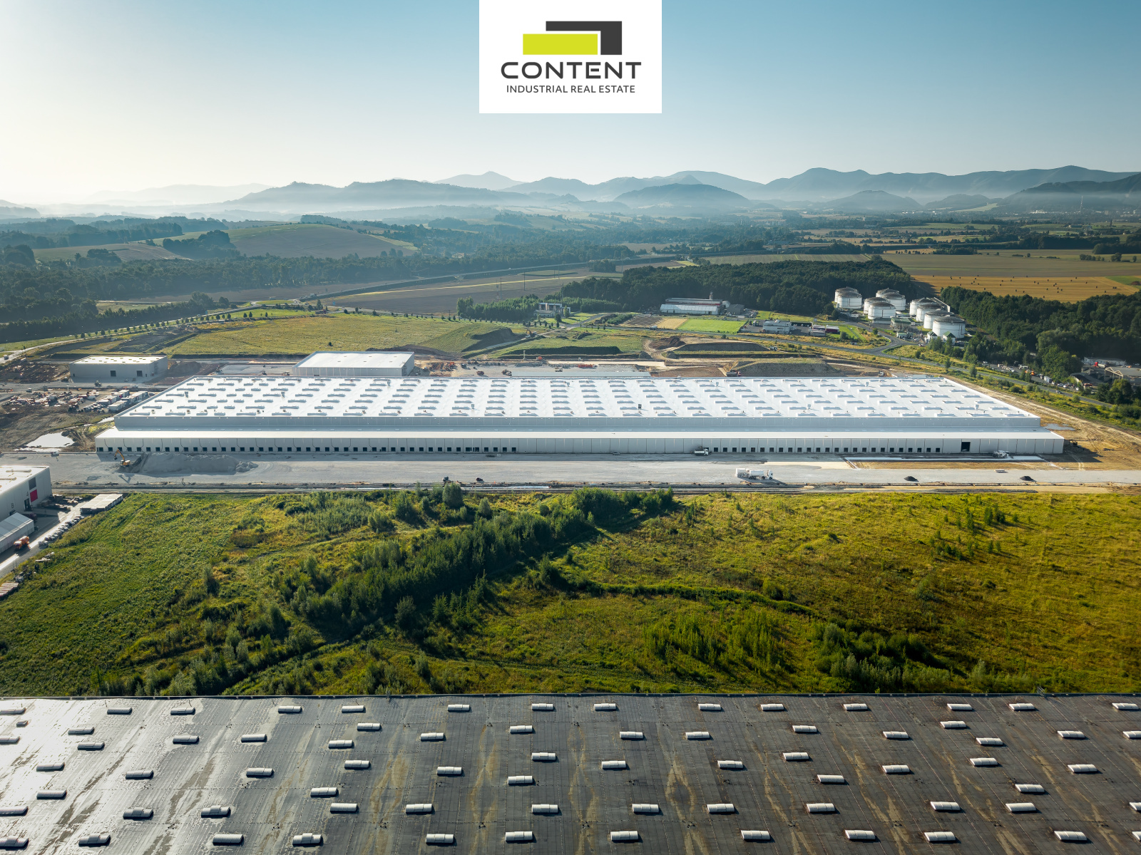Pronájem novostavby skladu, výrobních prostor 40.000 m², Mošnov