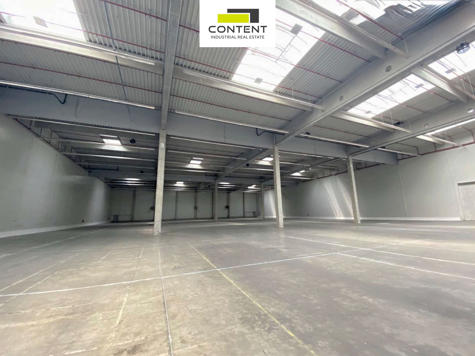 Pronájem skladu, výrobních prostor 3.064 m², Brno - Modřice, E461