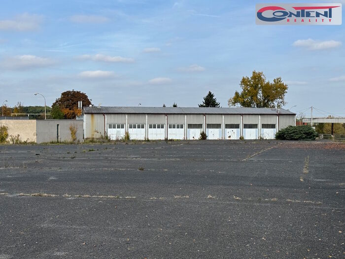 Exkluzivní pronájem haly 300-1.200 s venkovní plochou až 17.000 m², Praha - Satalice, D10, D11