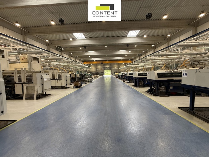 Prodej komerčního areálu 12.792m², Praha - Východ 